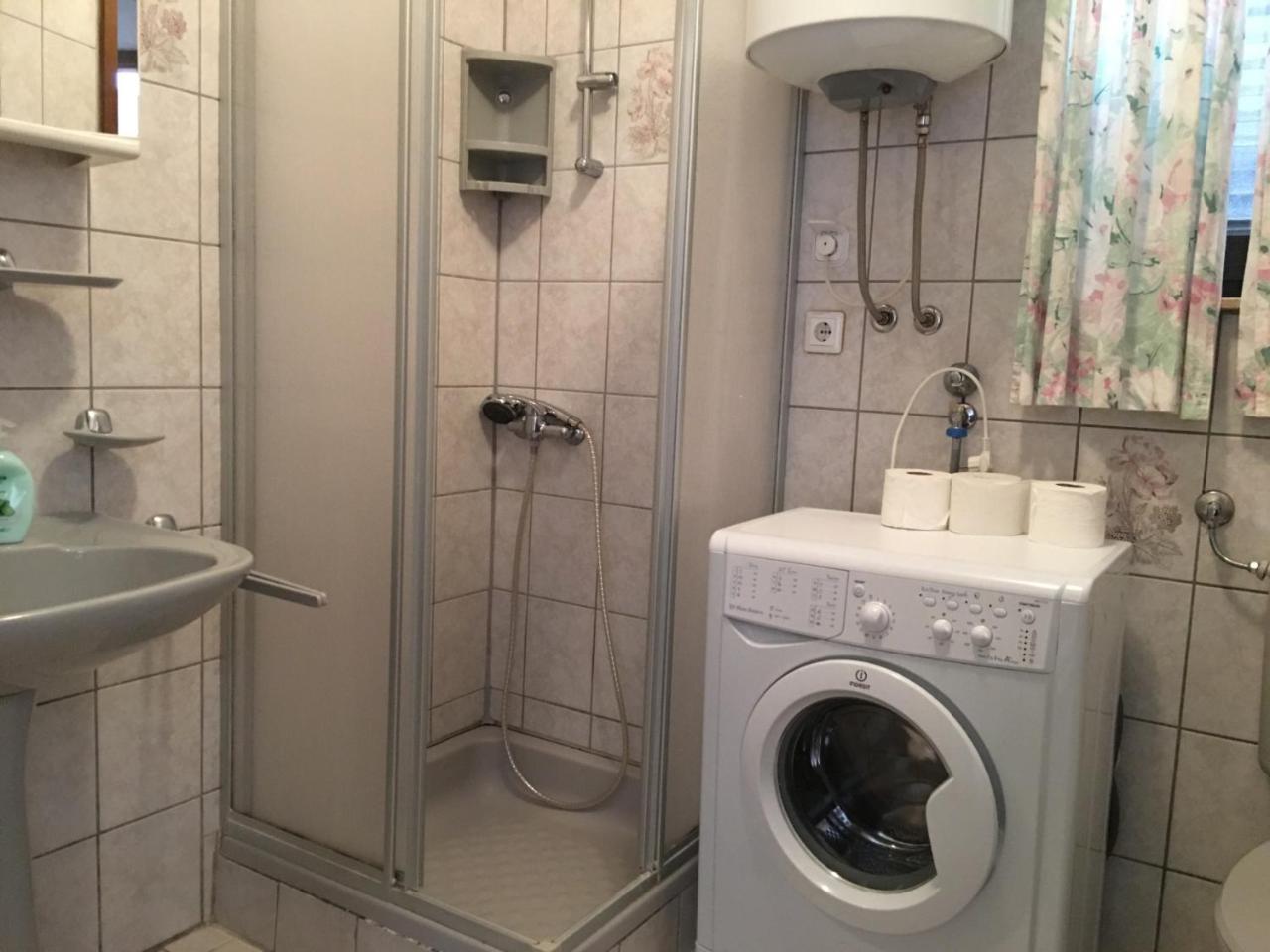 Ara-Aradi Apartment Baska  Luaran gambar